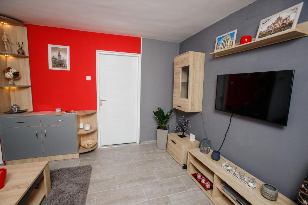 7 Days Premium Apartment ซูโบติกา ภายนอก รูปภาพ