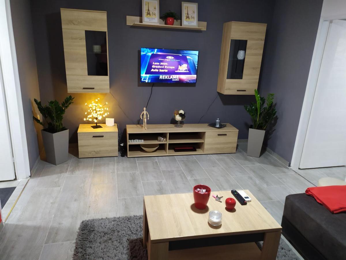 7 Days Premium Apartment ซูโบติกา ภายนอก รูปภาพ