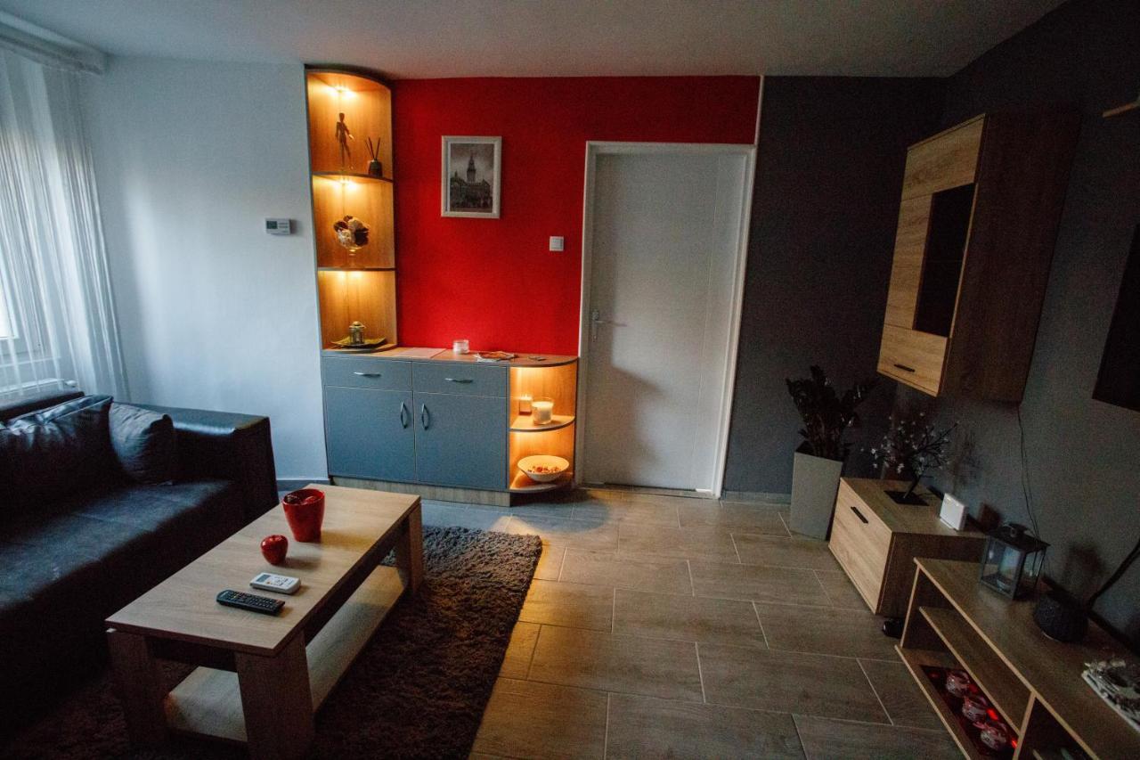 7 Days Premium Apartment ซูโบติกา ภายนอก รูปภาพ