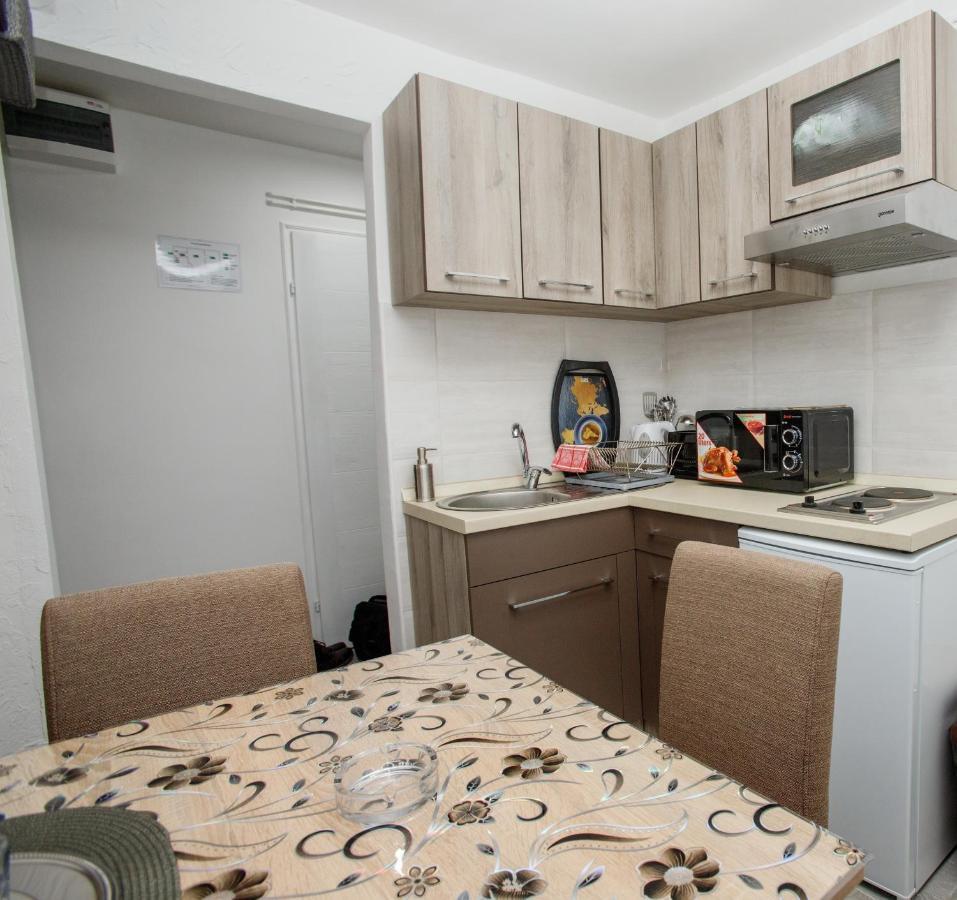 7 Days Premium Apartment ซูโบติกา ภายนอก รูปภาพ